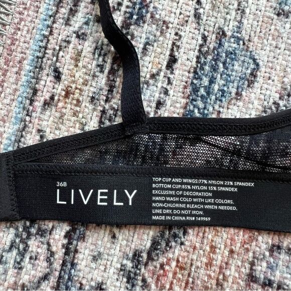 LIVELY The No-Wire Push-Up Bra Black Size 36B NWT 45570 - Picture 10 of 11